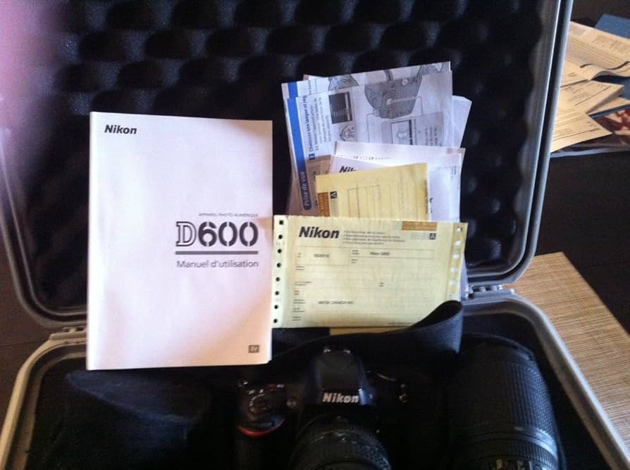 Nikon - Nikon D600 ブラック ボディ M222 Nikon D600 Digital SLR Camera Body Only (24.3MP) 3.2 inch